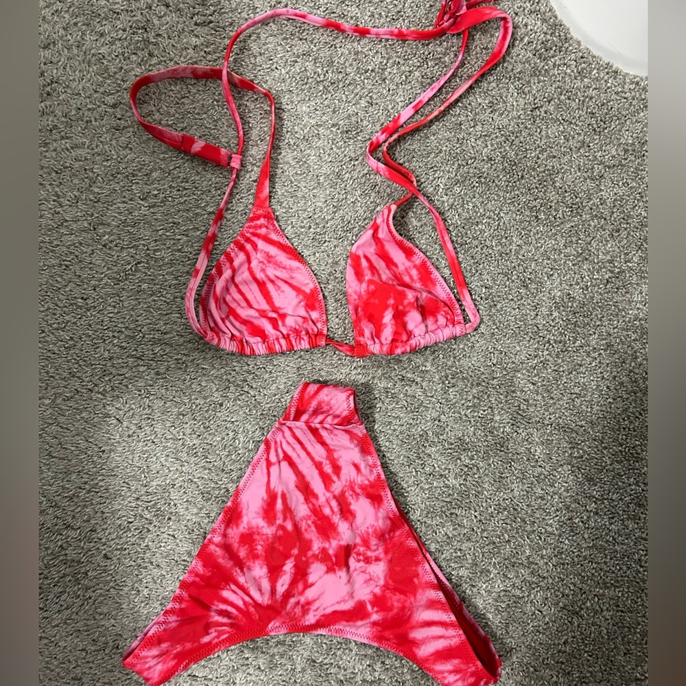 PAC sun swim bikini size medium - tie dye red/pink